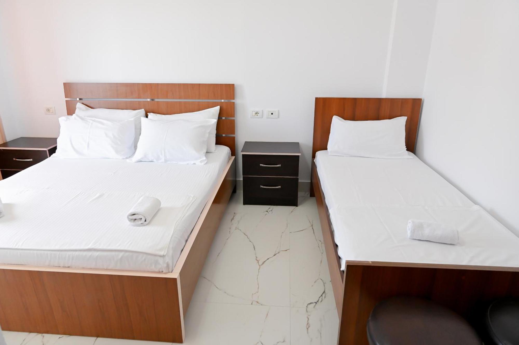 Hotel Kriti Max , Shengjin Шенджин Экстерьер фото