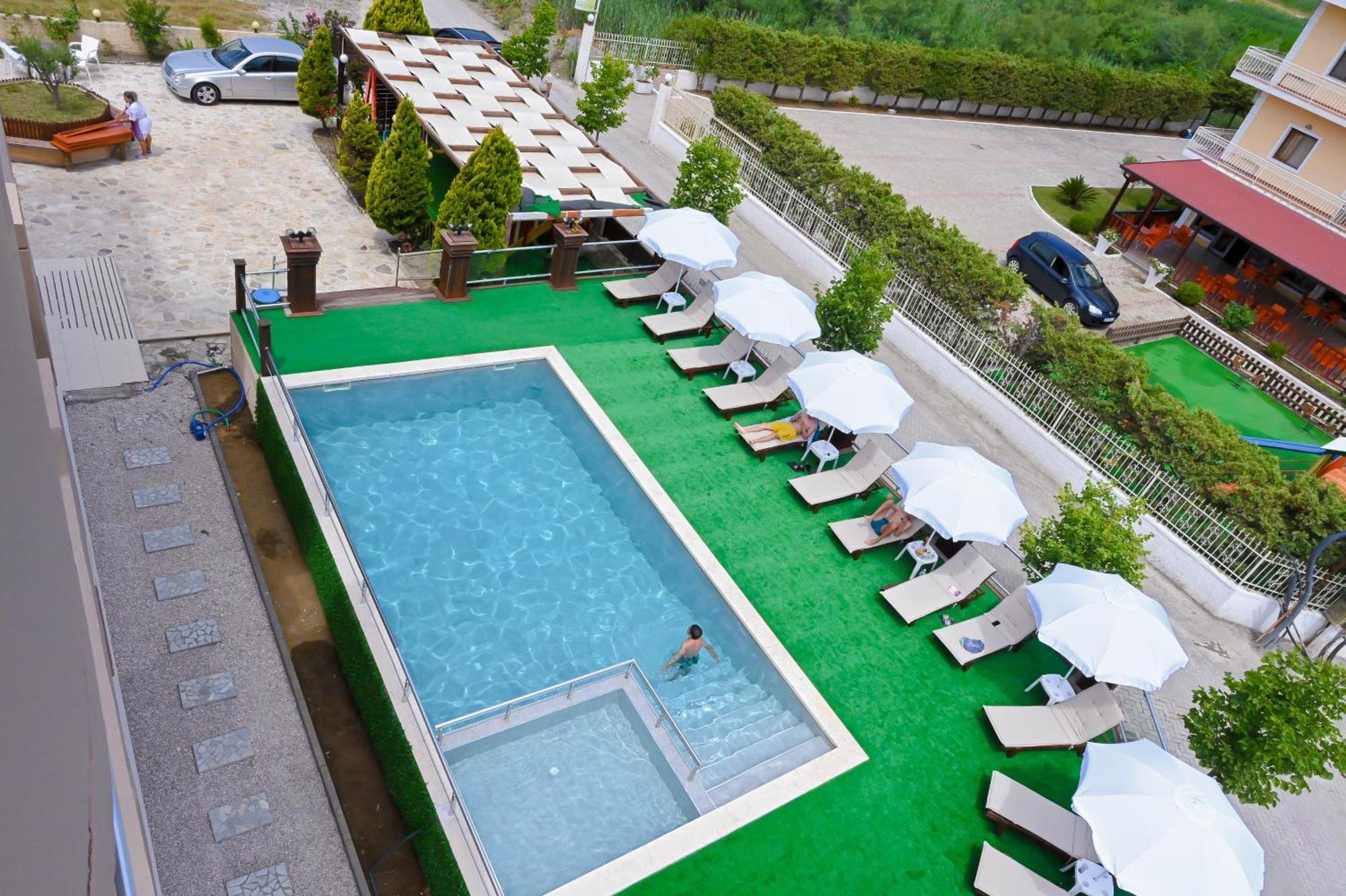 Hotel Kriti Max , Shengjin Шенджин Экстерьер фото